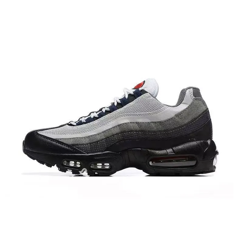 Air cushioned running shoes for men and women