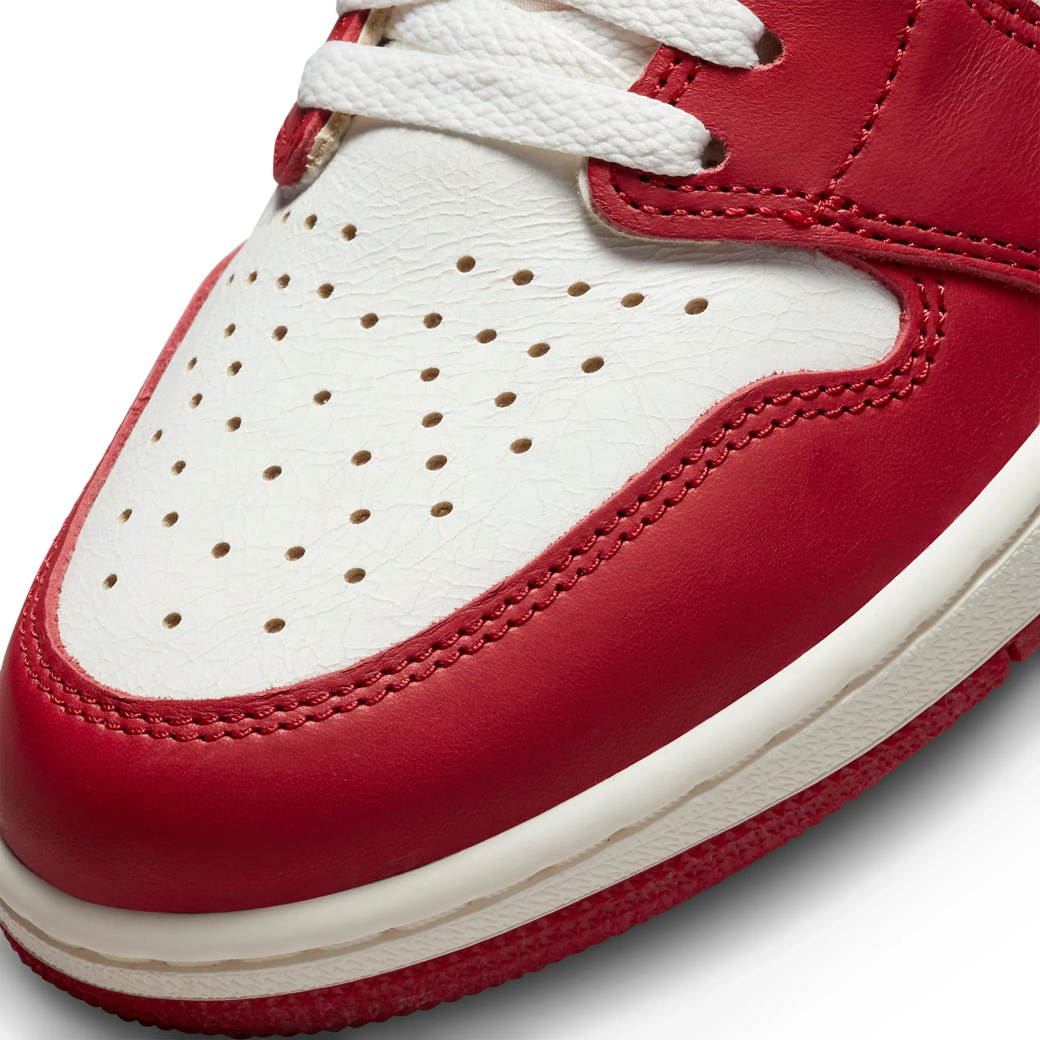 Vintage-Inspired Air Jordan 1 Retro High OG Lost and Found Sneakers for Collectors