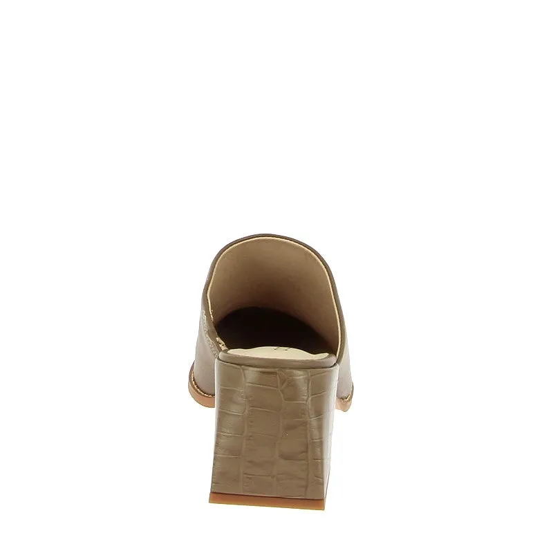Brazilio 56002 Taupe Mule